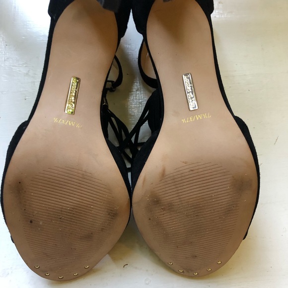 Louise et cie black suede tassle heels sz 7.5 - Picture 4 of 6